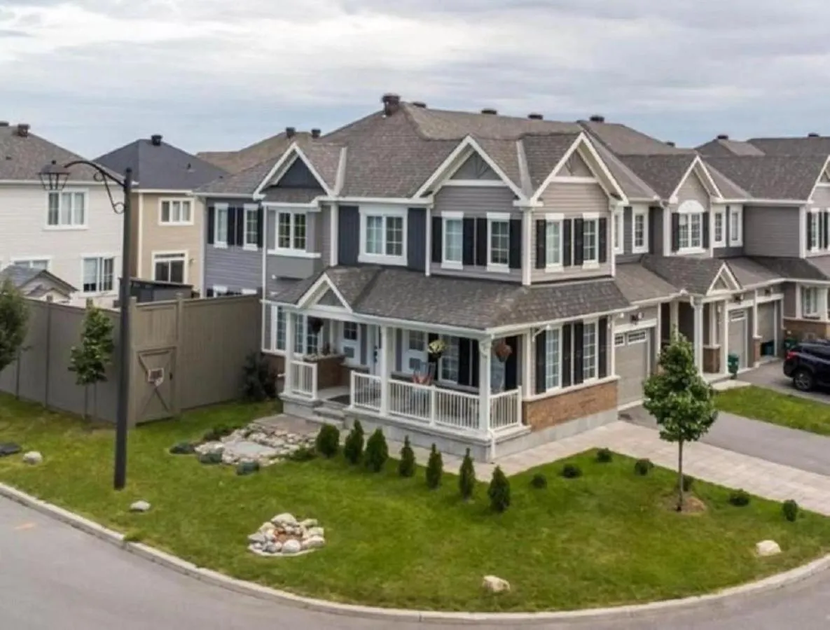 Отель Beautiful Unit In Nepean Оттава
